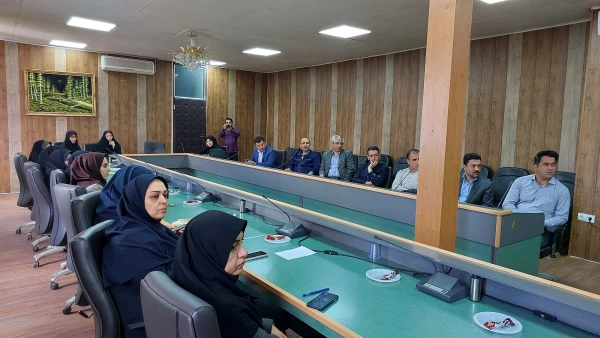 نشست هم اندیشی اساتید و کارکنان دانشگاه فرهنگیان استان کردستان  6