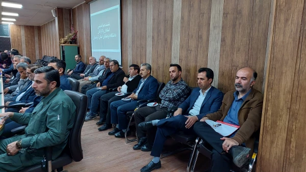 نشست هم اندیشی اساتید و کارکنان دانشگاه فرهنگیان استان کردستان  12