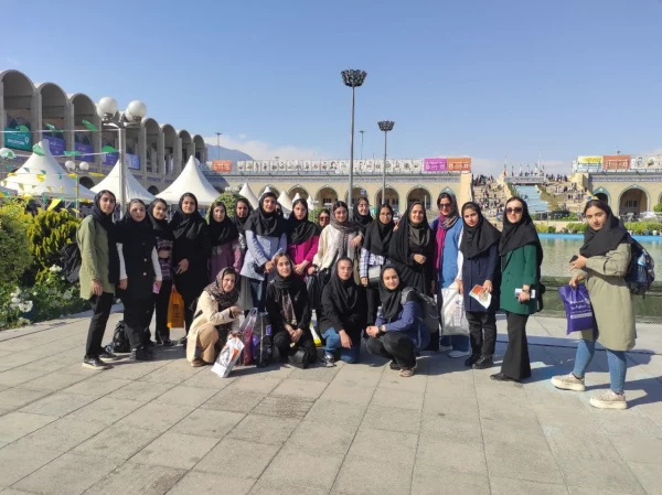 اعزام دانشجویان پردیس بنت الهدی صدر سنندج به نمایشگاه کتاب تهران 2