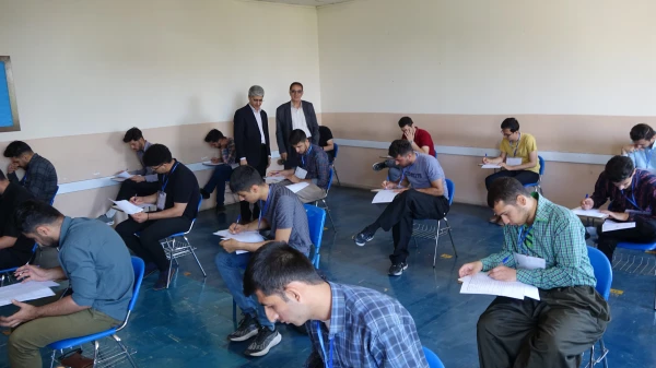 بازید از روند برگزاری امتحانات پایان ترم دانشگاه فرهنگیان استان کردستان
 3