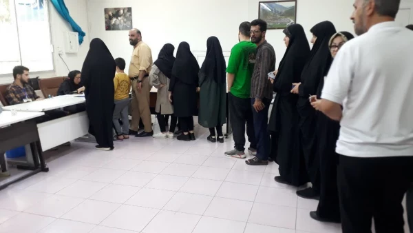 حضور پرشور اساتید، کارکنان، دانشجویان در چهاردهمین دوره انتخابات ریاست جمهوری 9