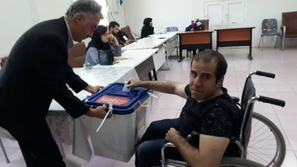 حضور پرشور اساتید، کارکنان، دانشجویان در چهاردهمین دوره انتخابات ریاست جمهوری 10