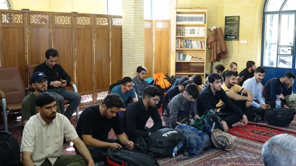 بدرقه کاروان زیارتی اربعین دانشجویان دانشگاه فرهنگیان استان کردستان 4