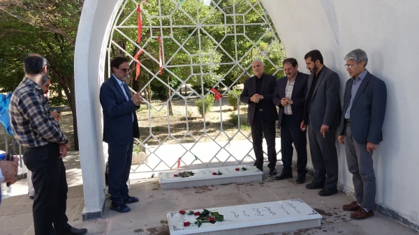 بدرقه کاروان زیارتی اربعین دانشجویان دانشگاه فرهنگیان استان کردستان 8