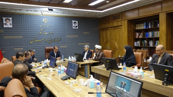 هشتمین جلسه هیات امناء دانشگاه فرهنگیان استان کردستان
 6