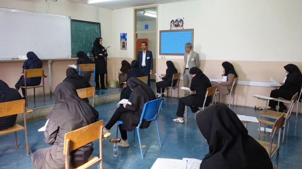 بازدید ریاست دانشگاه فرهنگیان کردستان از روند برگزاری آزمون اصلح 5