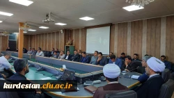 نشست هم اندیشی  اساتید و کارکنان دانشگاه فرهنگیان استان کردستان
 3