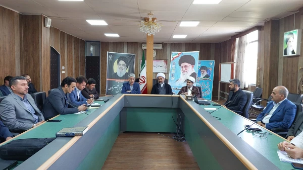 نشست هم اندیشی  اساتید و کارکنان دانشگاه فرهنگیان استان کردستان
 5