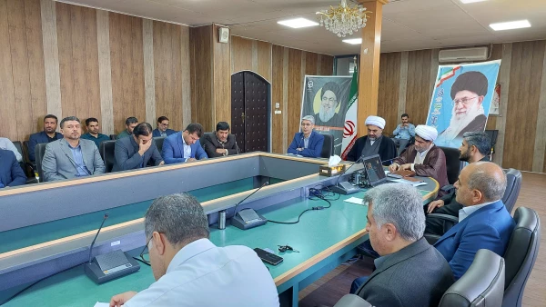 نشست هم اندیشی  اساتید و کارکنان دانشگاه فرهنگیان استان کردستان
 7