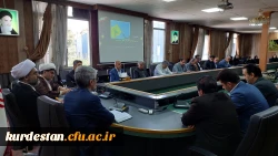 نشست هم اندیشی  اساتید و کارکنان دانشگاه فرهنگیان استان کردستان
 8