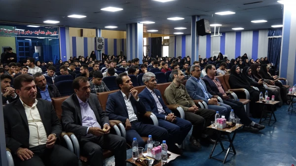 آیین استقبال از نو دانشجو معلمان دانشگاه فرهنگیان استان کردستان
 11