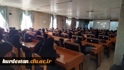 اکران مستند 