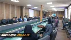 نشست هم اندیشی ریاست دانشگاه با اعضای هیئت علمی و ماموران آموزشی
 4