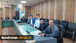 نشست هم اندیشی ریاست دانشگاه با اعضای هیئت علمی و ماموران آموزشی
 8