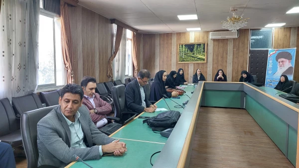 نشست هم اندیشی ریاست دانشگاه با اعضای هیئت علمی و ماموران آموزشی
 9