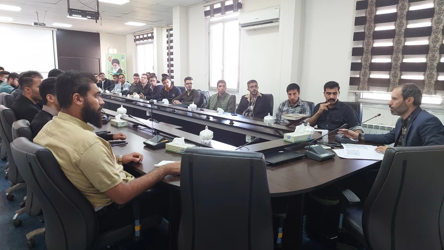 جلسه دبیران و اعضای شورای مرکزی کانون های فرهنگی و انجمن های علمی 7