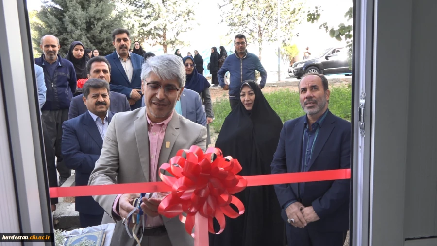 افتتاح سالن ورزشی چند منظوره و سالن تندرستی پردیس بنت الهدی صدر سنندج 11