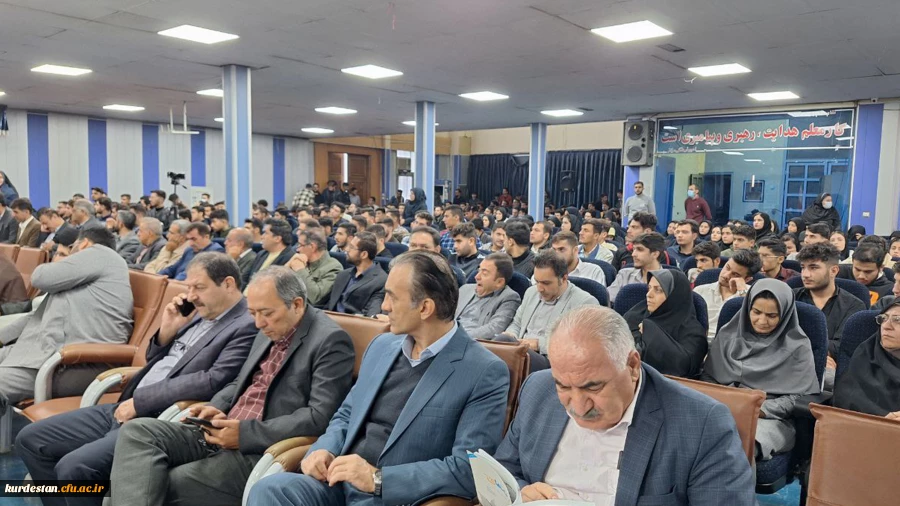 نشست تبیینی با موضوع تحولات آخرالزمانی (نقش ایران در تحولات منطقه) 7