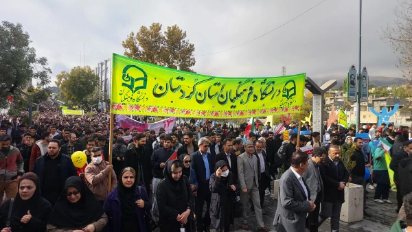 حماسه حضور انقلابی جامعه دانشگاه فرهنگیان کردستان در راهپیمایی روز ملی مبارزه با استکبار جهانی
 6