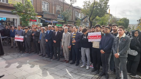 حماسه حضور انقلابی جامعه دانشگاه فرهنگیان کردستان در راهپیمایی روز ملی مبارزه با استکبار جهانی
 11
