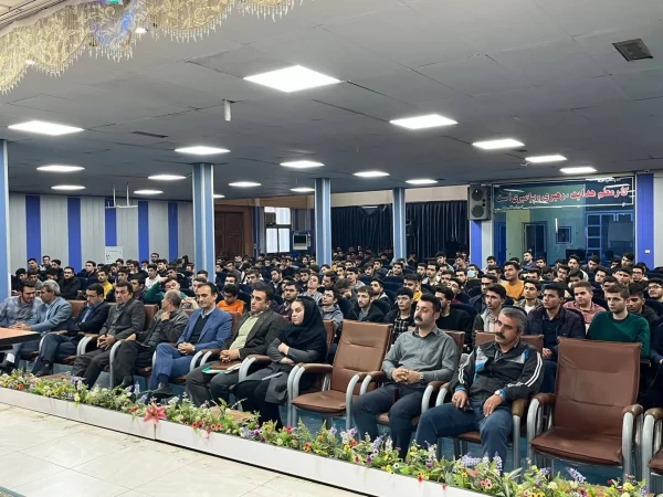 نشست توجیهی و پرسش و پاسخ پردیس شهید مدرس سنندج 6