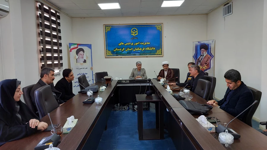 مراسم تکریم و معارفه مدیر گروه  آموزشی زبان و ادبیات فارسی دانشگاه فرهنگیان کردستان  7