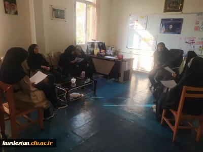 در راستای برگزاری و گرامیداشت هرچه بهتر هفته قرآن و عترت

جلسه هماهنگی با حضور کارشناس مسئول واحد فرهنگی پردیس و دبیران کانون های مربوطه