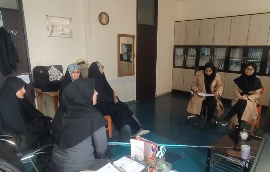 جلسه هماهنگی با حضور کارشناس مسئول واحد فرهنگی پردیس و دبیران کانون های مربوطه 5