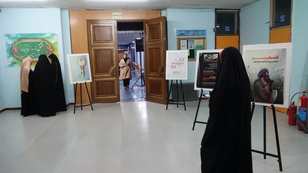 نمایشگاه گرامیداشت هفته قران و عترت و محکومیت جنایت های رژیم 5