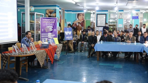 نشست رونمایی و معرفی کتب اساتید دانشگاه فرهنگیان استان کردستان  2