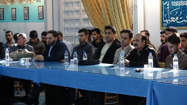 نشست رونمایی و معرفی کتب اساتید دانشگاه فرهنگیان استان کردستان  3