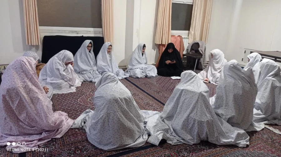 دومین جلسه از سلسله نشست های آشنایی با سیره حضرت فاطمه (س)  4