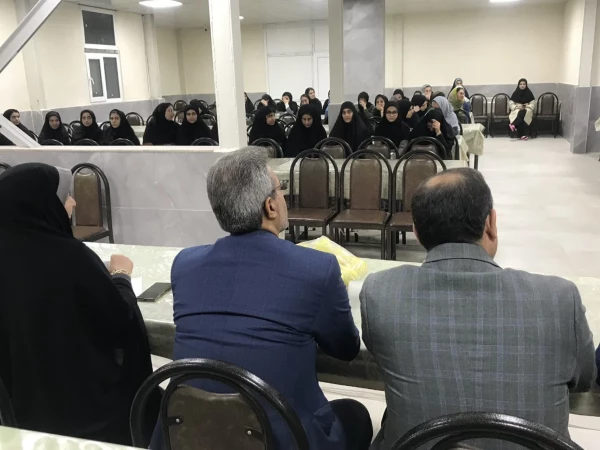 جلسه پرسش و پاسخ دانشجویان با مسئولین دانشگاه 6