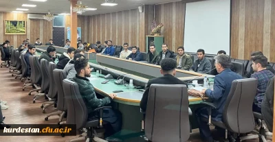  به همت کانون نماز  و نیایش پردیس برگزار شد؛

کارگاه آشنایی با شخصیت فقهی_فکری امام شافعی(رض)