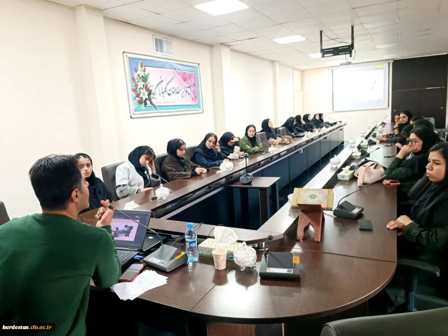 کارگاه تاثیر رسانه و ورزش بر سلامت روان دانشجویان 2