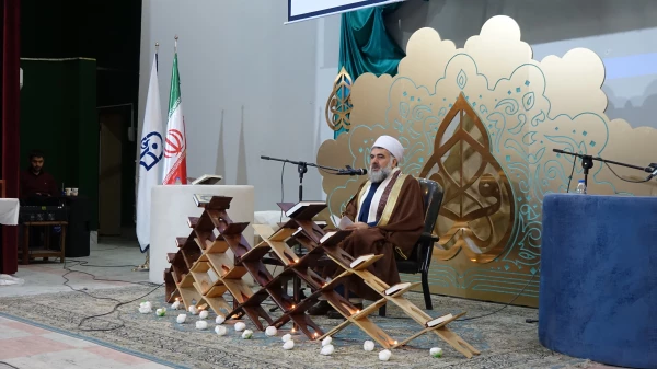 ویژه برنامه قرآن؛ معنویت، مقاومت و شهادت 6