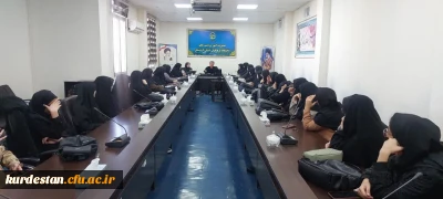  به همت کانون شعر و ادب پردیس

کارگاه نقد کتاب