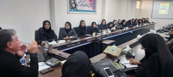 کارگاه نقد کتاب"دزد و سگ ها" 3