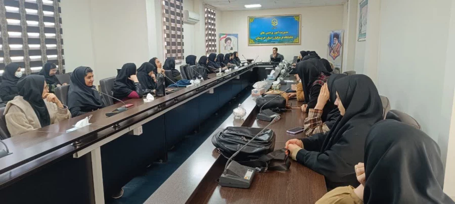 کارگاه "تأثیر فضای مجازی" 5