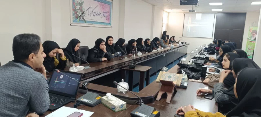 کارگاه "تأثیر فضای مجازی" 6