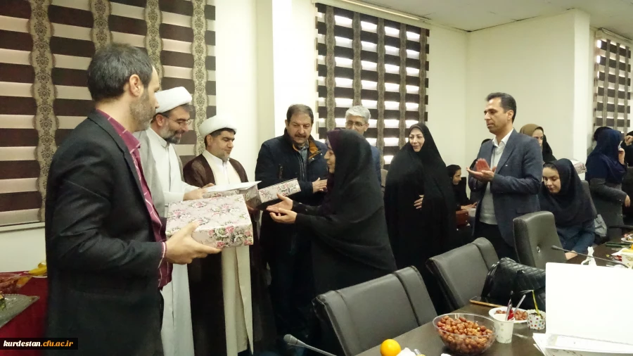 مراسم بزرگداشت مقام زن و روز مادر 6