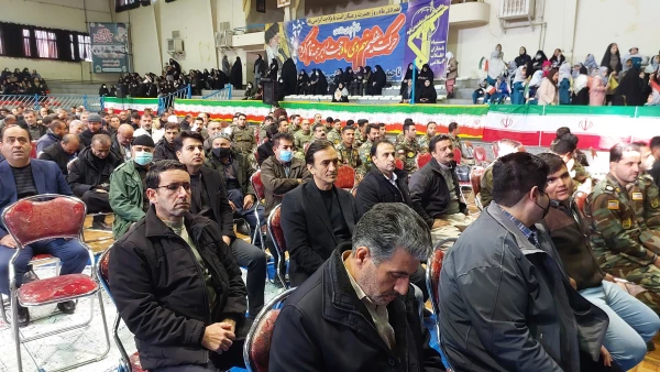 حضور پرشور جامعه دانشگاه فرهنگیان استان کردستان در مراسم نه دی
 3