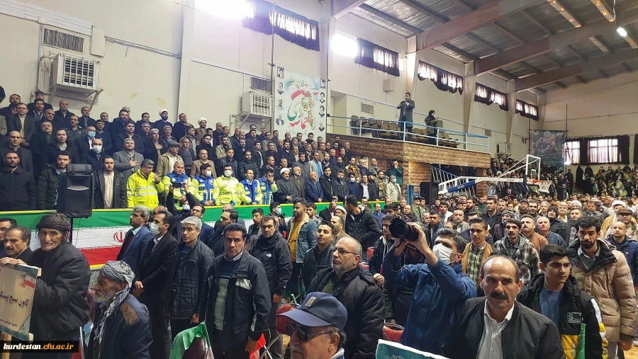 حضور پرشور جامعه دانشگاه فرهنگیان استان کردستان در مراسم نه دی
 9