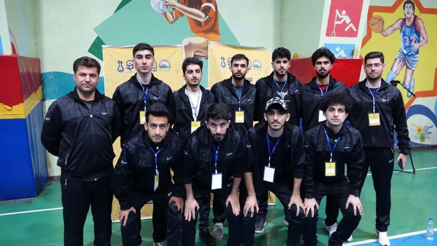 کسب مقام نایب قهرمانی تیم فوتسال پردیس شهید مدرس 4