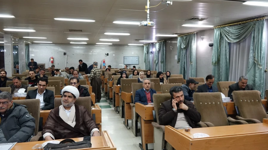 بررسی اصول تغذیه سالم در ماه مبارک رمضان در نشست هم اندیشی دانشگاه فرهنگیان استان کردستان 3