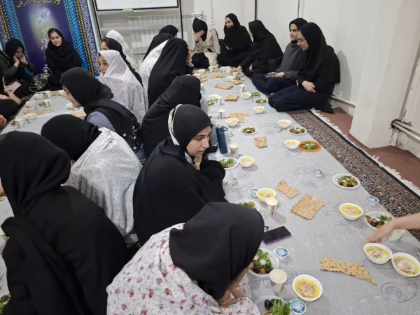 افطاری دانشجویی با حضور اساتید و کارکنان دانشگاه فرهنگیان استان کردستان 7