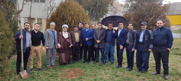 آیین کاشت نهال به نیابت از شهدای دانشجومعلم استان کردستان در دانشگاه فرهنگیان برگزار شد 7