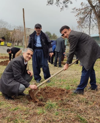 آیین کاشت نهال به نیابت از شهدای دانشجومعلم استان کردستان در دانشگاه فرهنگیان برگزار شد 8