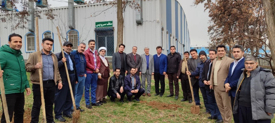 آیین کاشت نهال به نیابت از شهدای دانشجومعلم استان کردستان در دانشگاه فرهنگیان برگزار شد 9