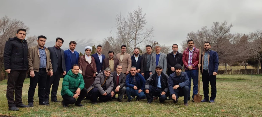 آیین کاشت نهال به نیابت از شهدای دانشجومعلم استان کردستان در دانشگاه فرهنگیان برگزار شد 11